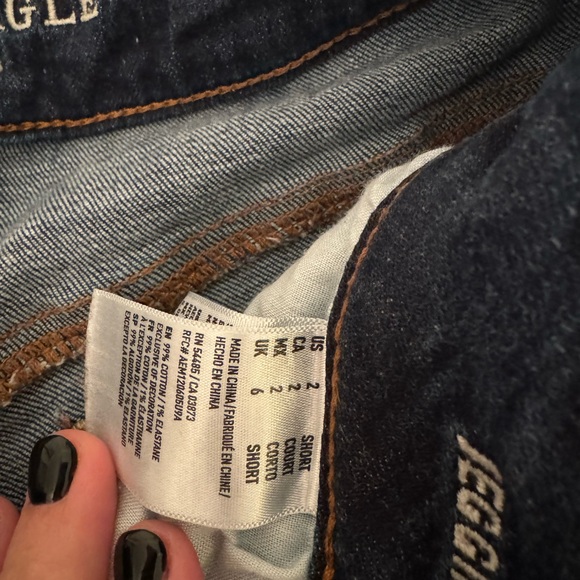 American Eagle Distressed Jeans Size 2 Short - Picture 4 of 4